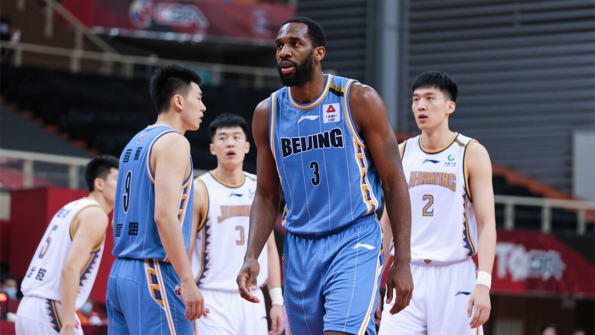 下的行动选 下的行动选