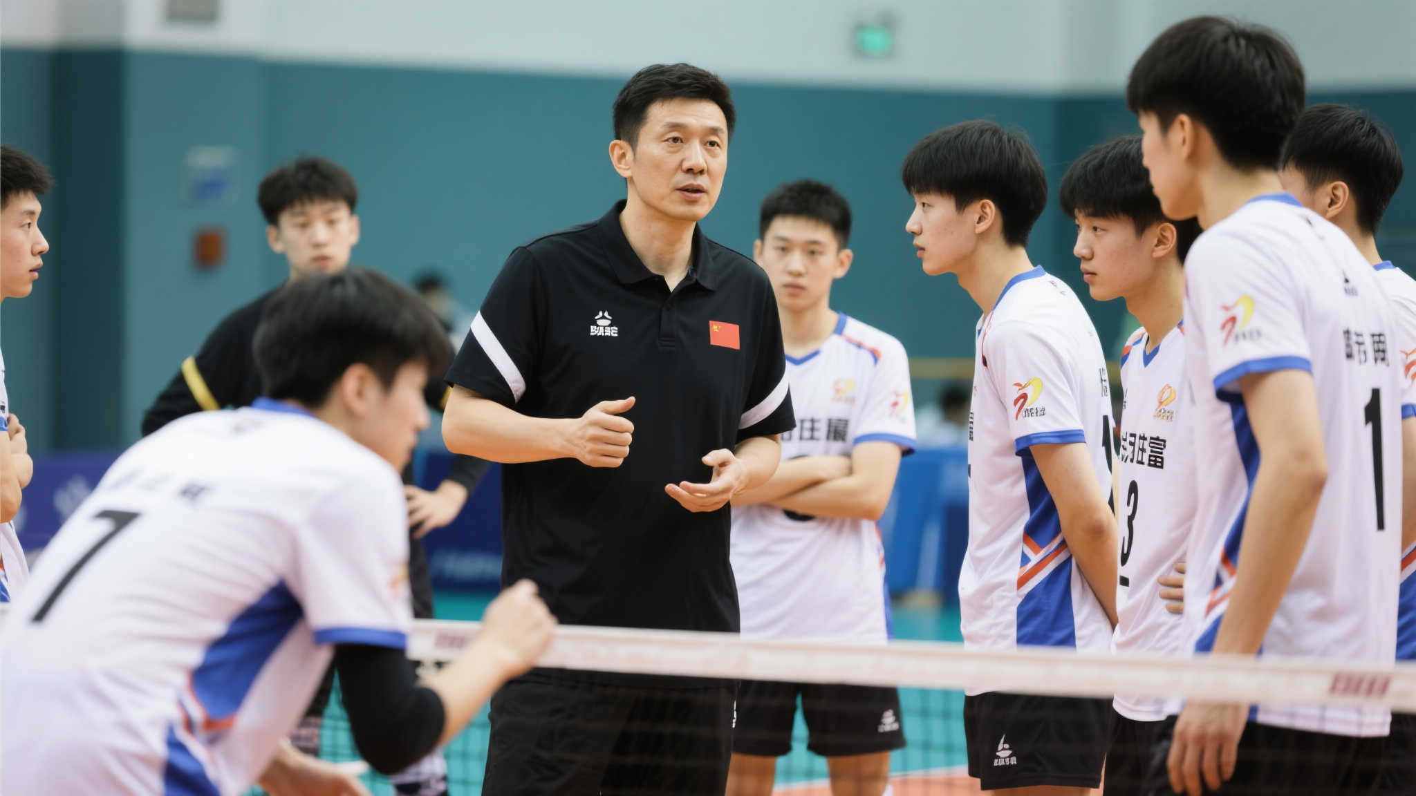 她在其中的 她在其中的